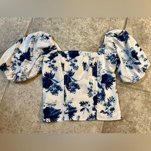 Abercrombie Blue & White Puff Sleeve Corset Smocked Top (M)